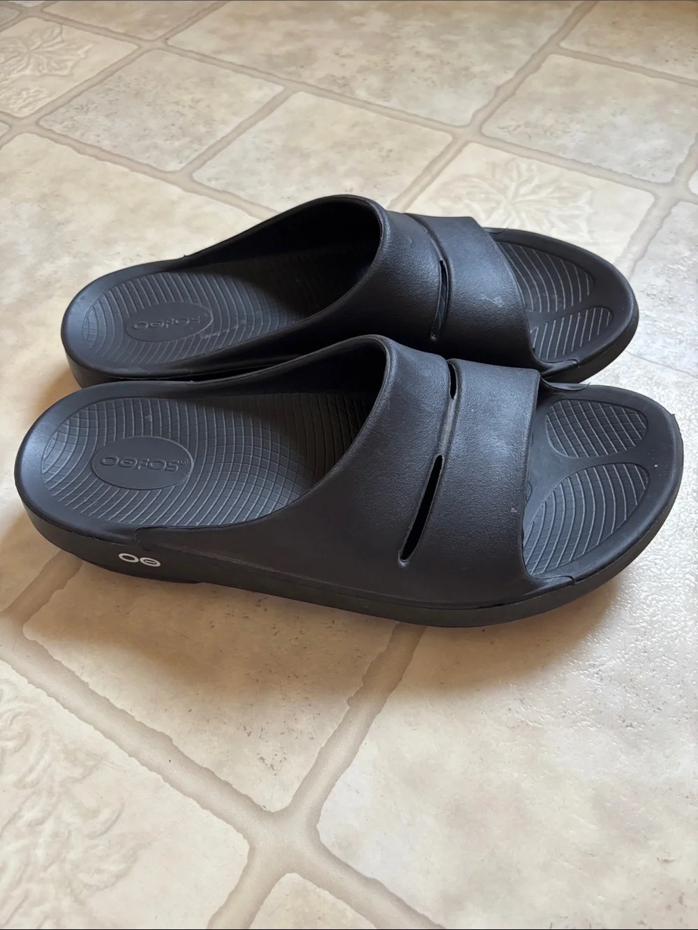 OOFOS OOAHH Slide Impact Absorption Recovery Sandals, Size M11/W13 - Black